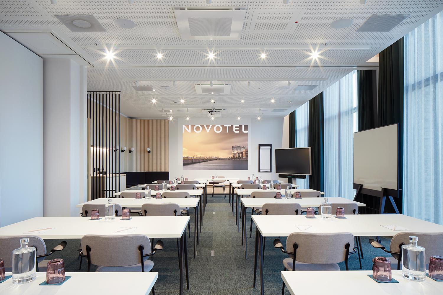 Novotel Hamburg Central Station ภายนอก รูปภาพ